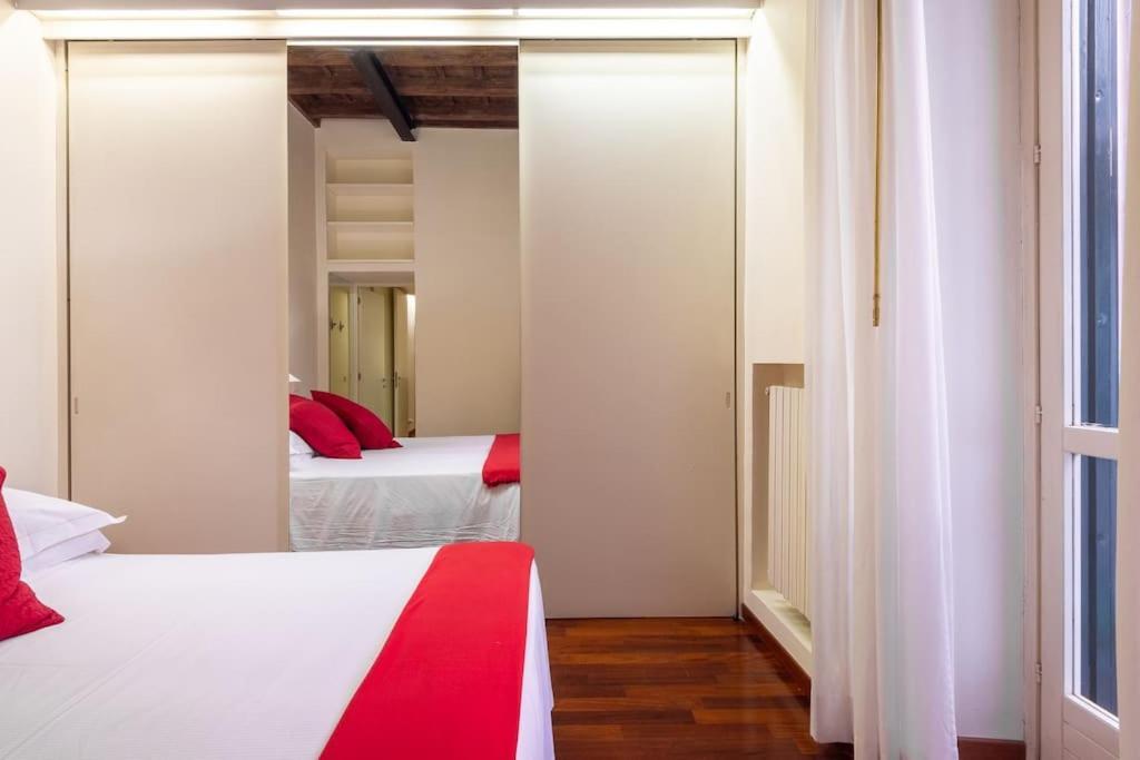 Spanish Steps Vittoria Apartment *