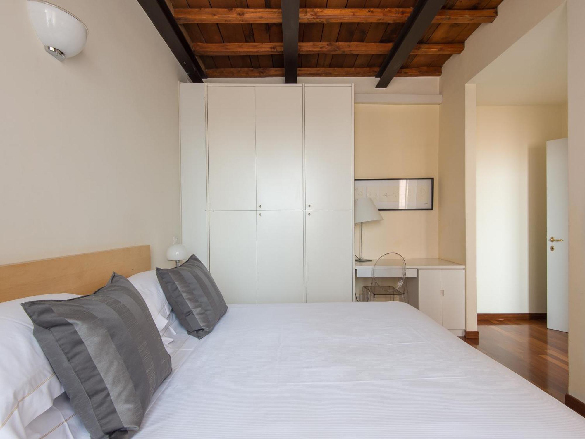 Spanish Steps Vittoria Apartment