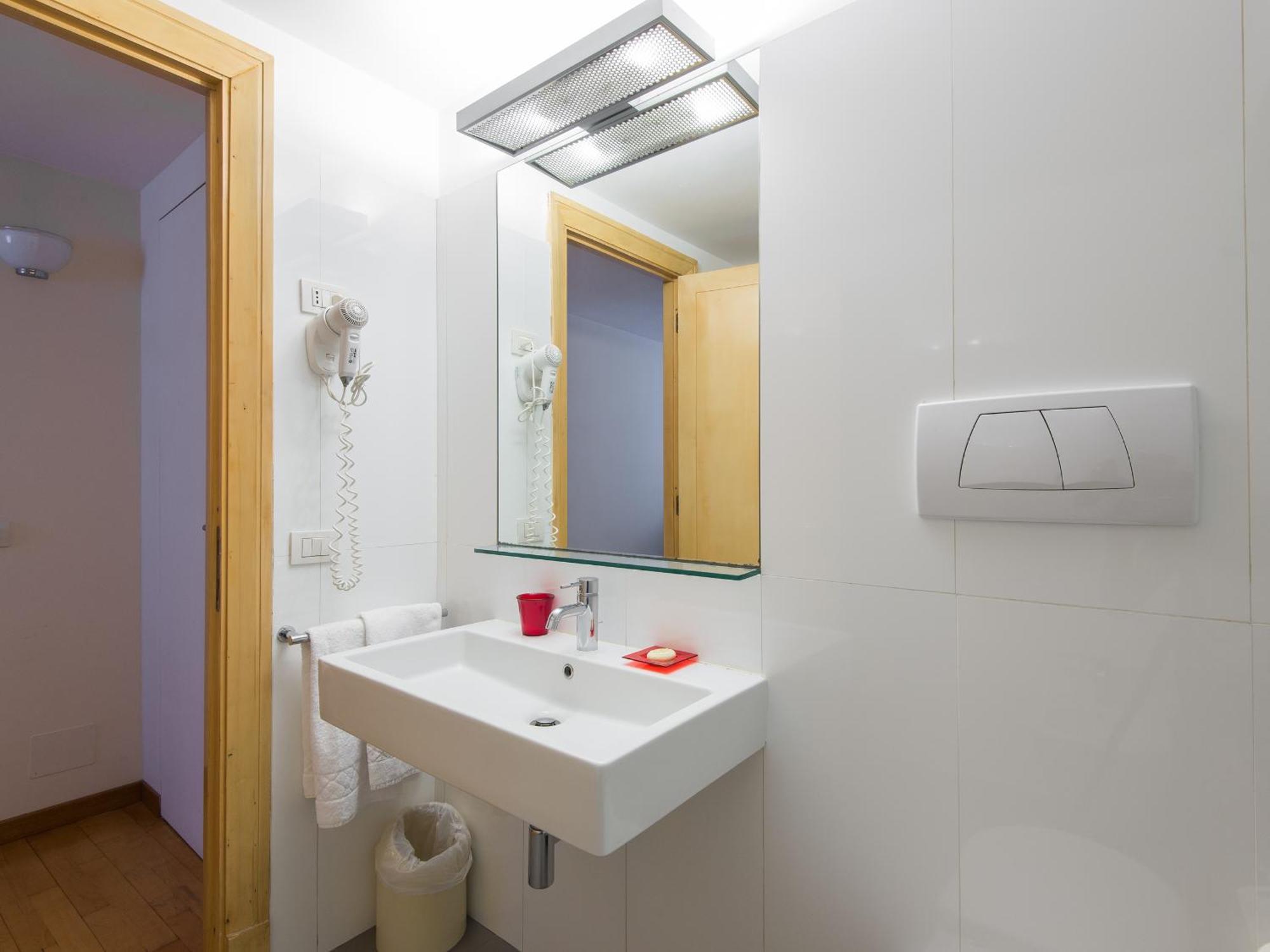 Spanish Steps Vittoria Apartment *